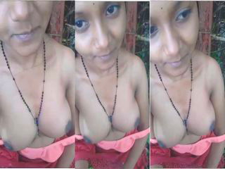 Desi Mallu Girl Boobs Pressing By Lover