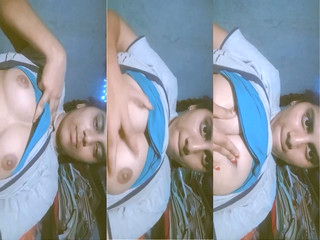 Cute Desi Girl Shows Boobs