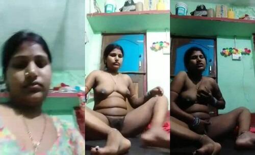 Horny Desi Bhabhi Fingering