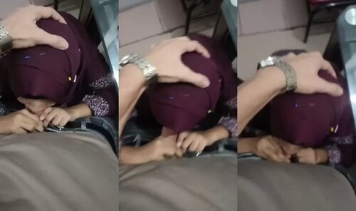 Desi girl Sucking Lover Dick