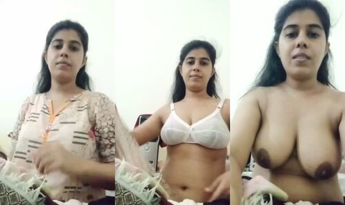 Sexy Desi Girl Shows Boobs