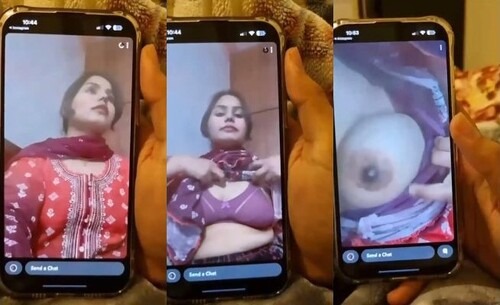 Cute Desi Girl Shows Boobs