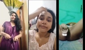 Horny Desi Girl Masturbating