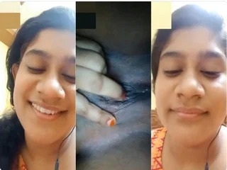 CHUBBY BENGALI GF FINGERING WET PUSSY ON VC
