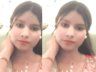 Cute GF Pressing Boobs Showing Pussy